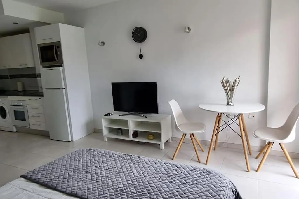 Minerva. Moderno Estudio. Vistas Al Mar Y Montana Apartment Benalmadena 0*,
